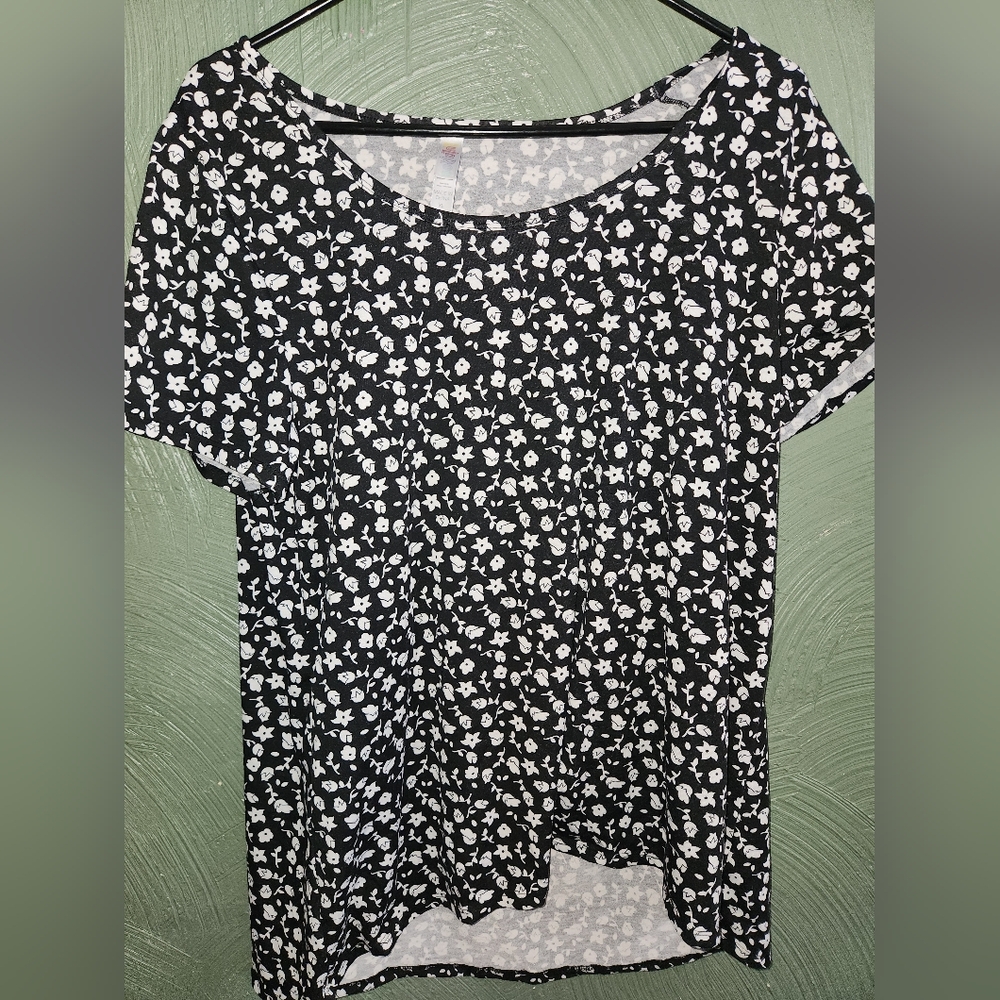 Flower printed top